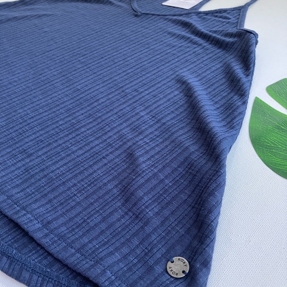 🌼ROXY Summer Top🌼 - Picture 3 of 4